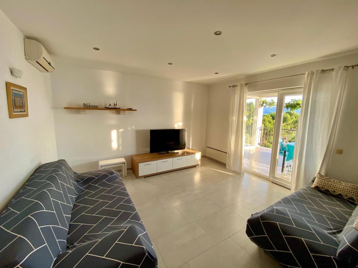 Apartmani Mateo Omiš Екстериор снимка